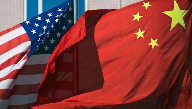 Флаги США и Китая